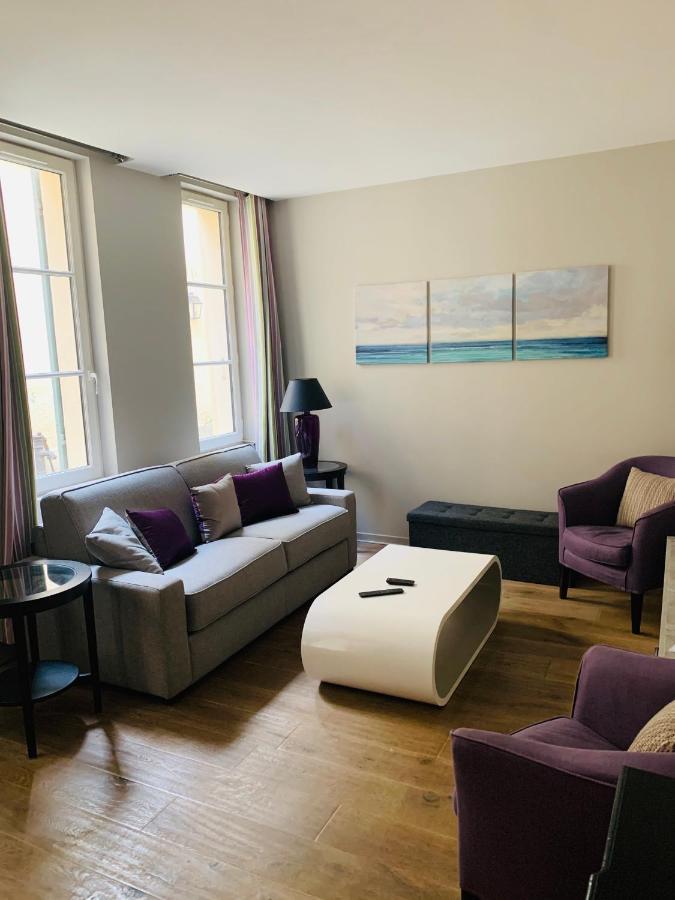 Appartement Versailles quartier Notre Dame au pied du Chateau avec Parking Extérieur photo