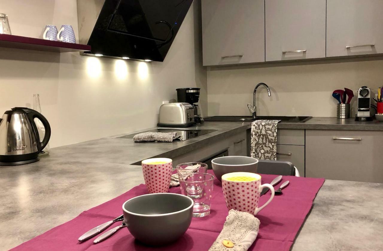 Appartement Versailles quartier Notre Dame au pied du Chateau avec Parking Extérieur photo